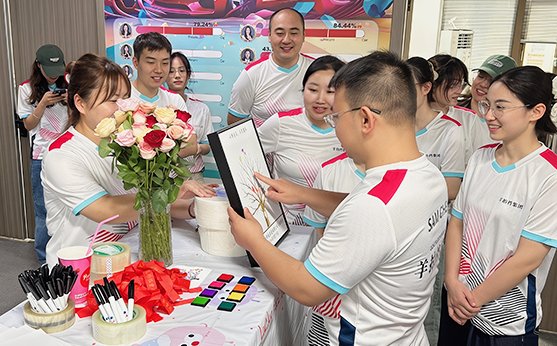 共绘成长树，同心筑团队——羊拍档举办“三欣会”主题团建活动