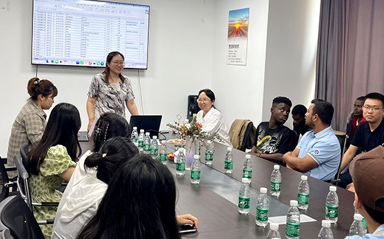 校企联动，共育人才——江苏师范大学商学院师生走进羊拍档参观交流